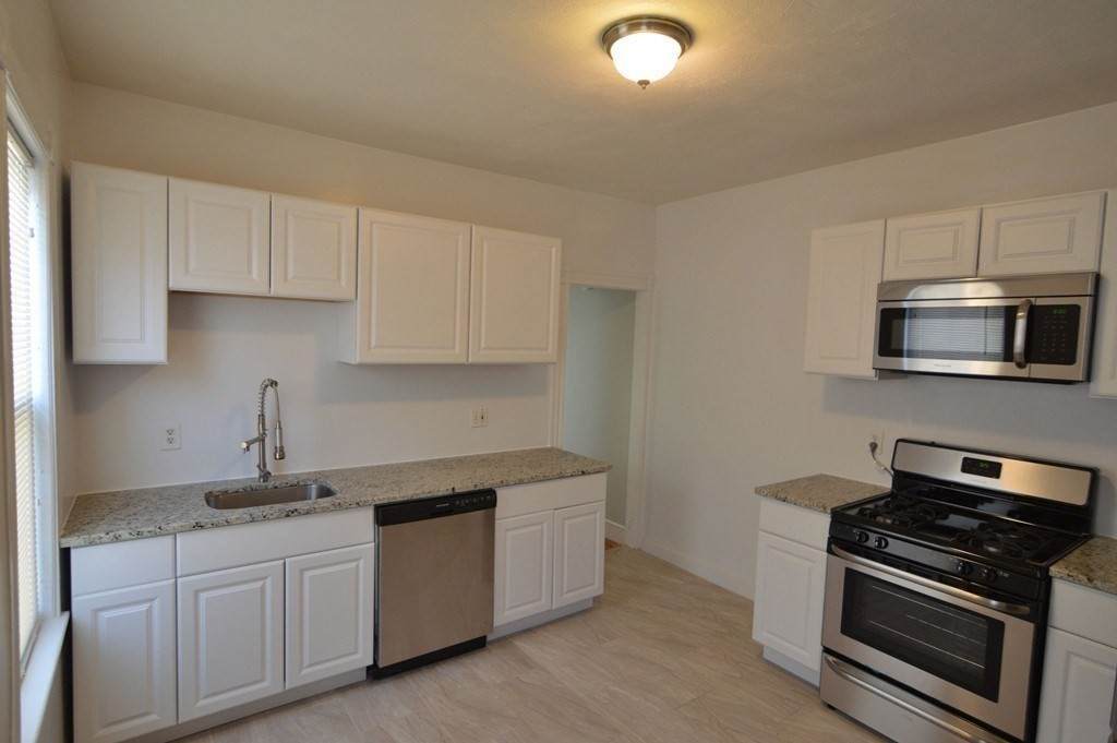 28 Taft Street - Photo 1