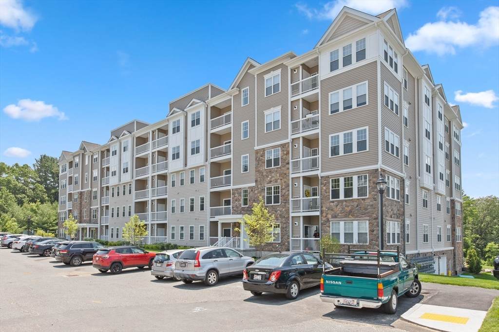 300 Martins Landing - Photo 1