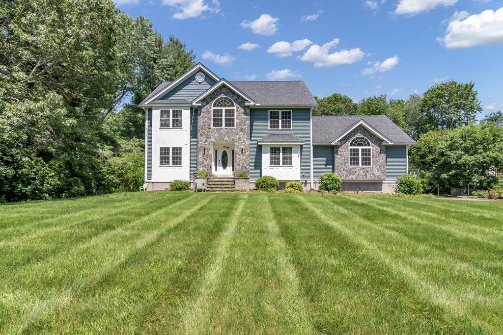 322 Nashua Road - Photo 1