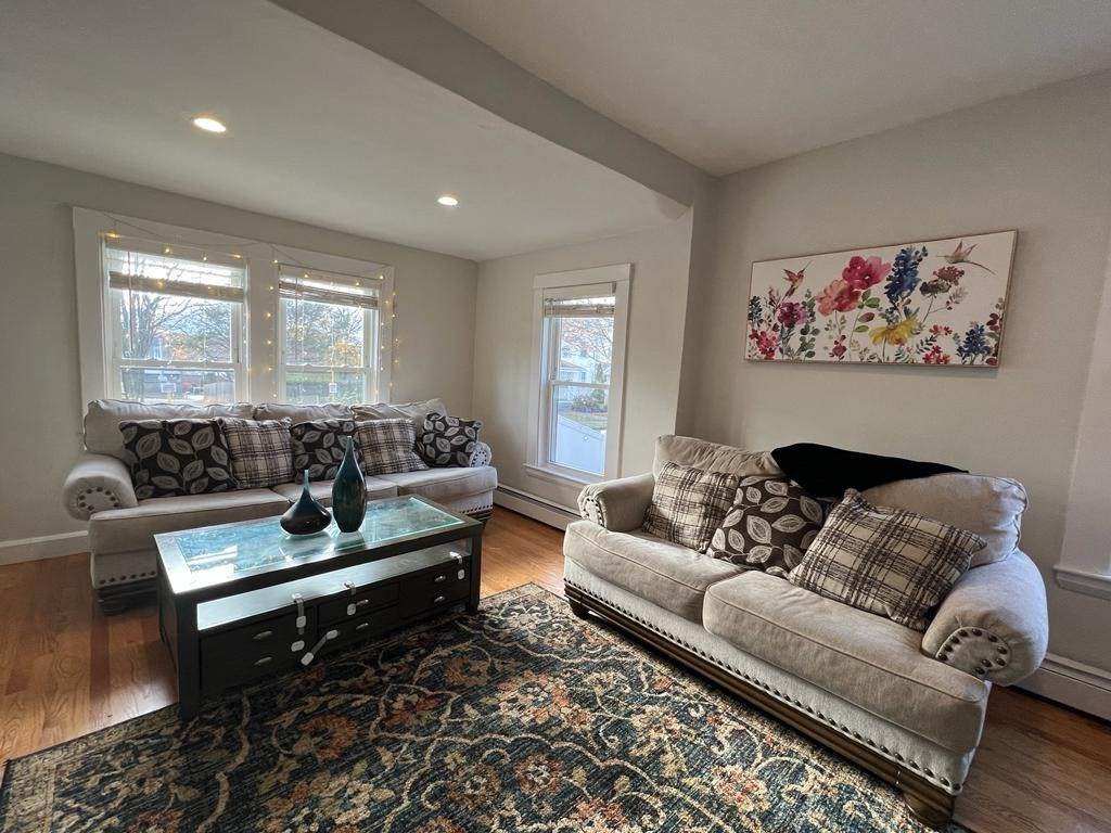 358 Hunnewell Street - Photo 1