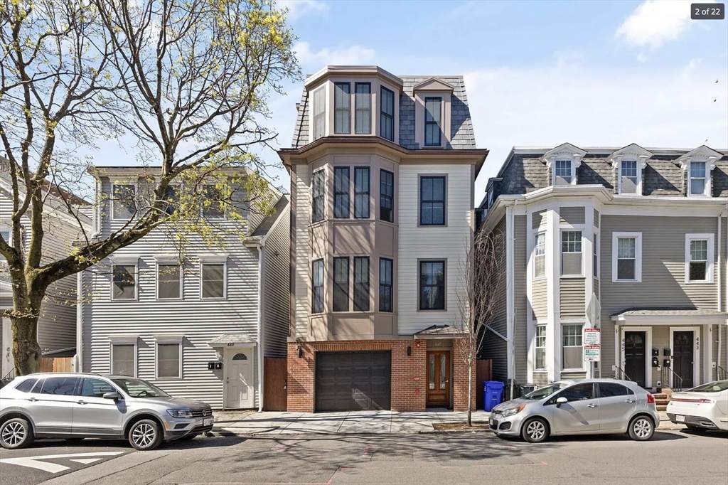 447 W 4th St - Photo 1