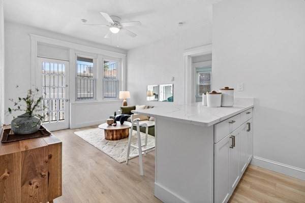 8 Kenwood - Photo 1