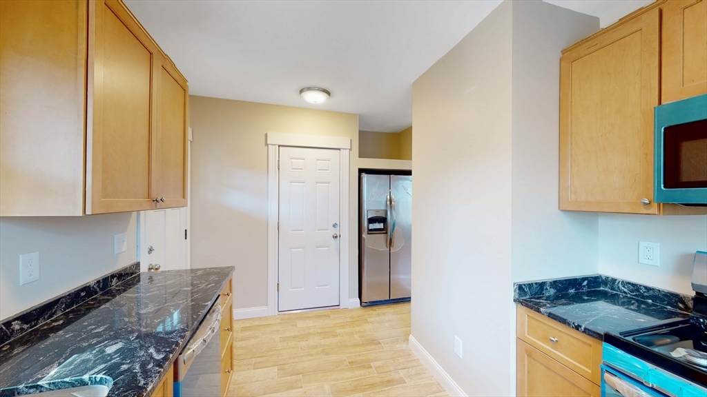 25 Main St - Photo 1