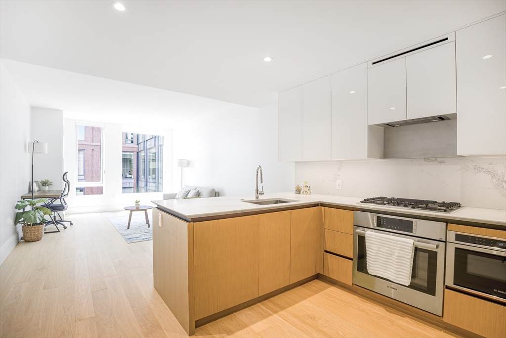 380 Harrison Ave - Photo 1
