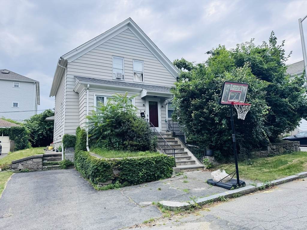 9 Daniels St - Photo 1