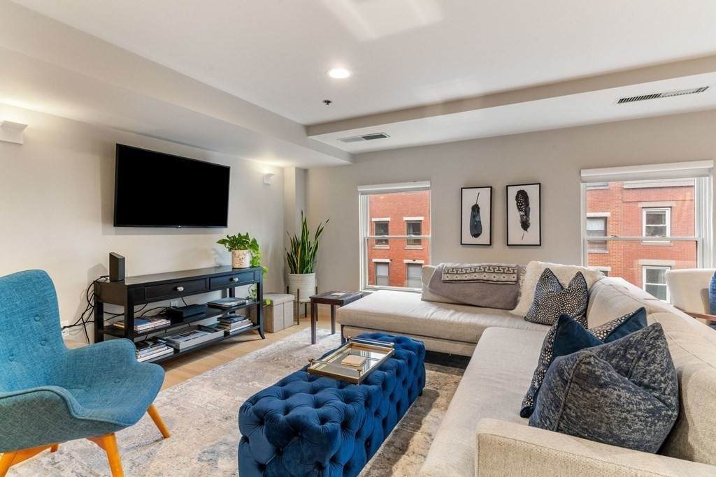 100 Fulton Street - Photo 1