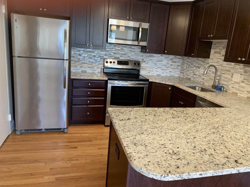1105-4 Lexington Street - Photo 1