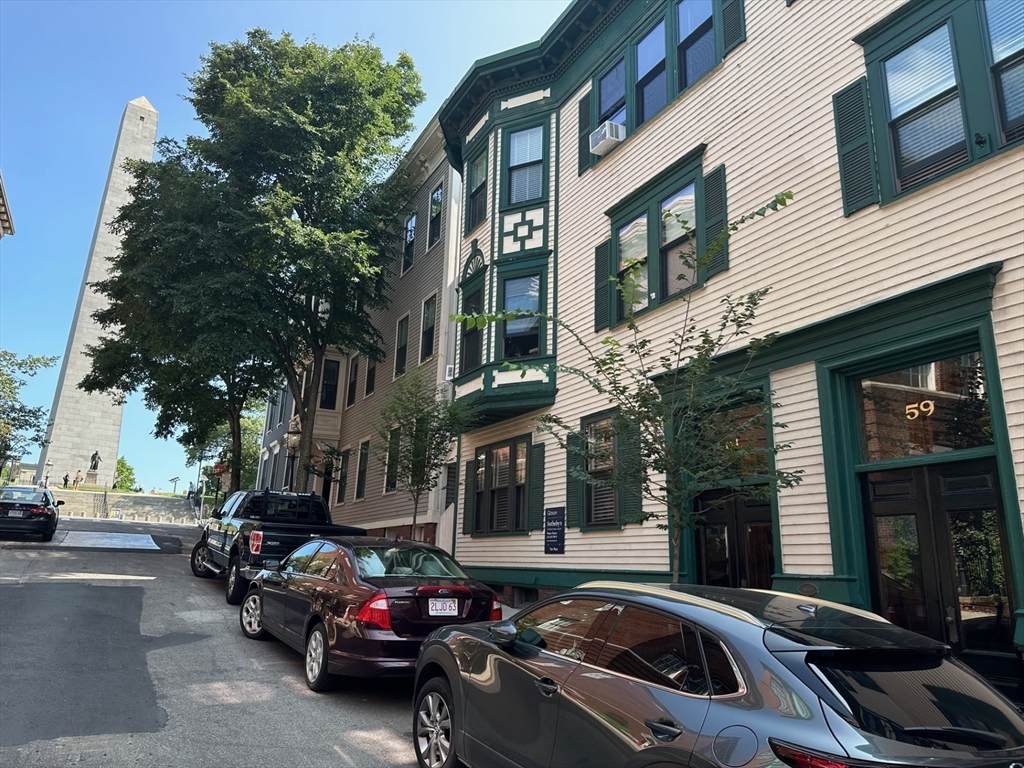 59 Monument Avenue - Photo 1