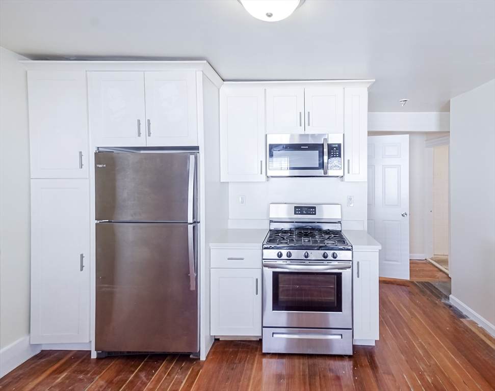1911 River Street - Photo 1