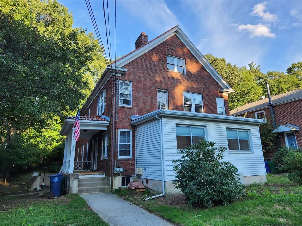 446 Lowell Ave - Photo 1