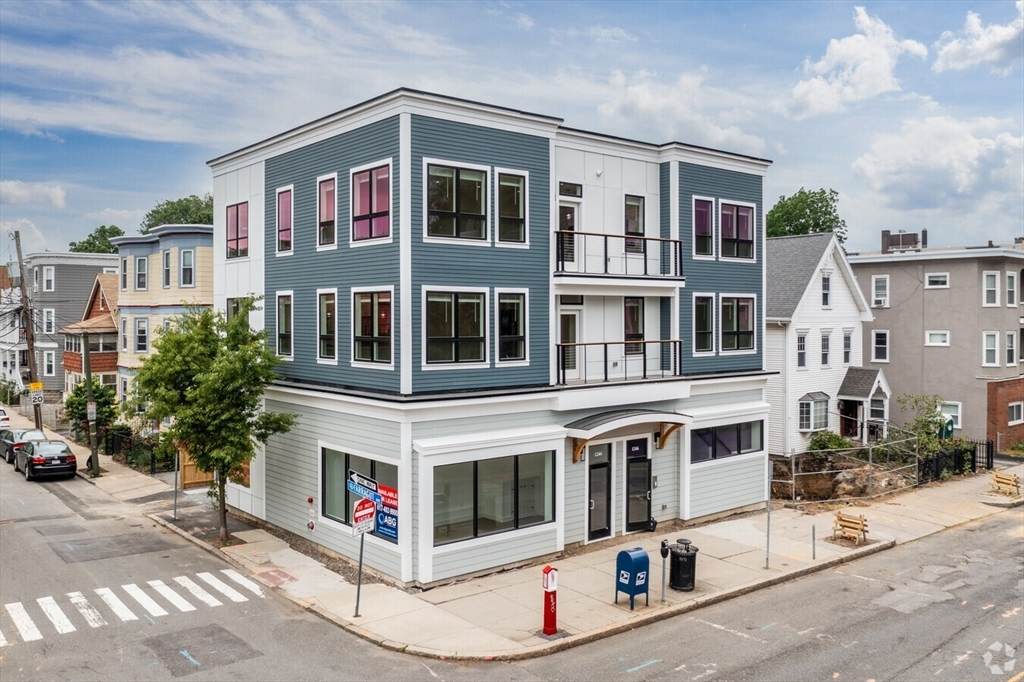 1246 Broadway - Photo 1