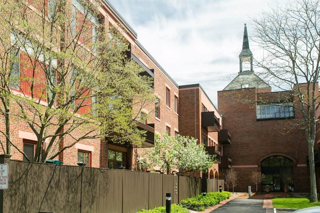 100 Keyes Rd - Photo 1