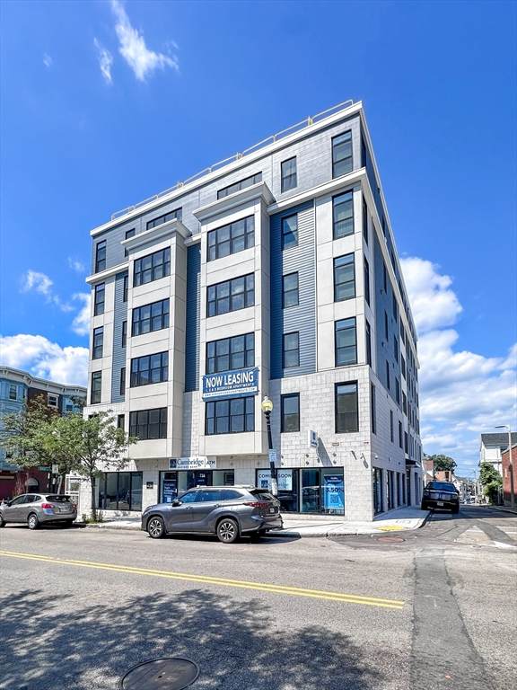 734 Dudley Street - Photo 1