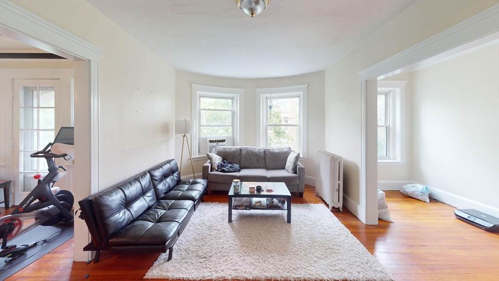91 Fuller St - Photo 1