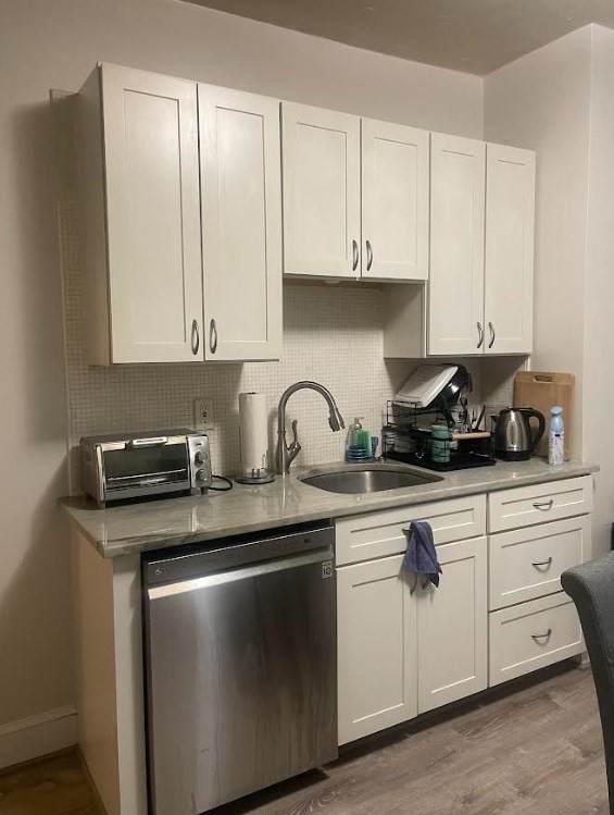 392 Centre St - Photo 1