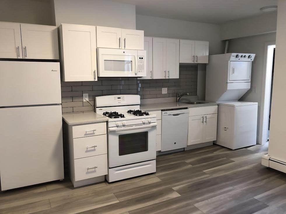 254 Windsor Street - Photo 1
