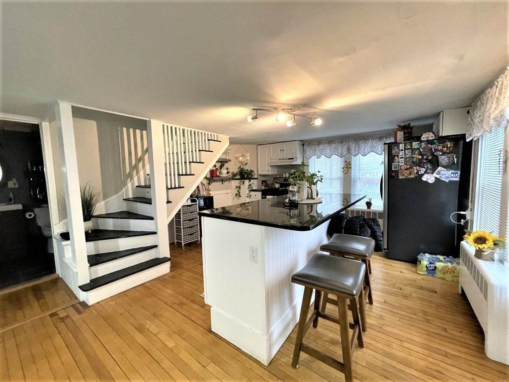998 Main Street - Photo 1