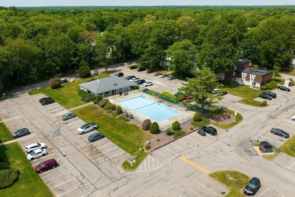 180 Main St - Photo 1