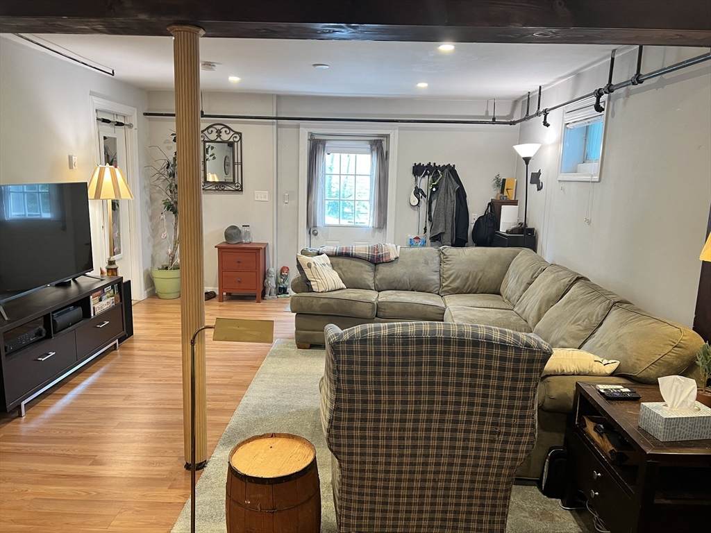 3 Allen Rd - Photo 1