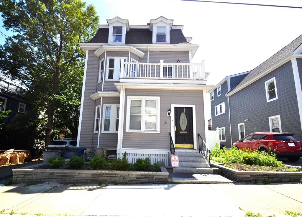 8 Howe St - Photo 1