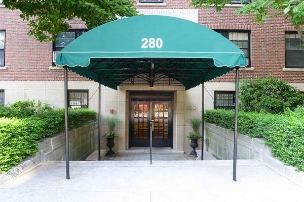 280 Beacon - Photo 1