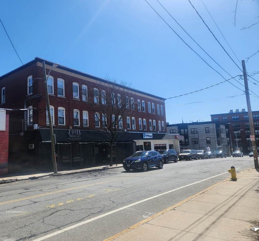 19 1/2 Lunenburg Street - Photo 1