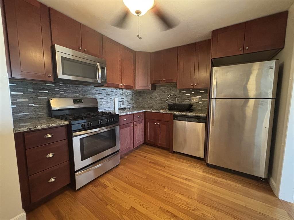 215 Massachusetts Ave - Photo 1