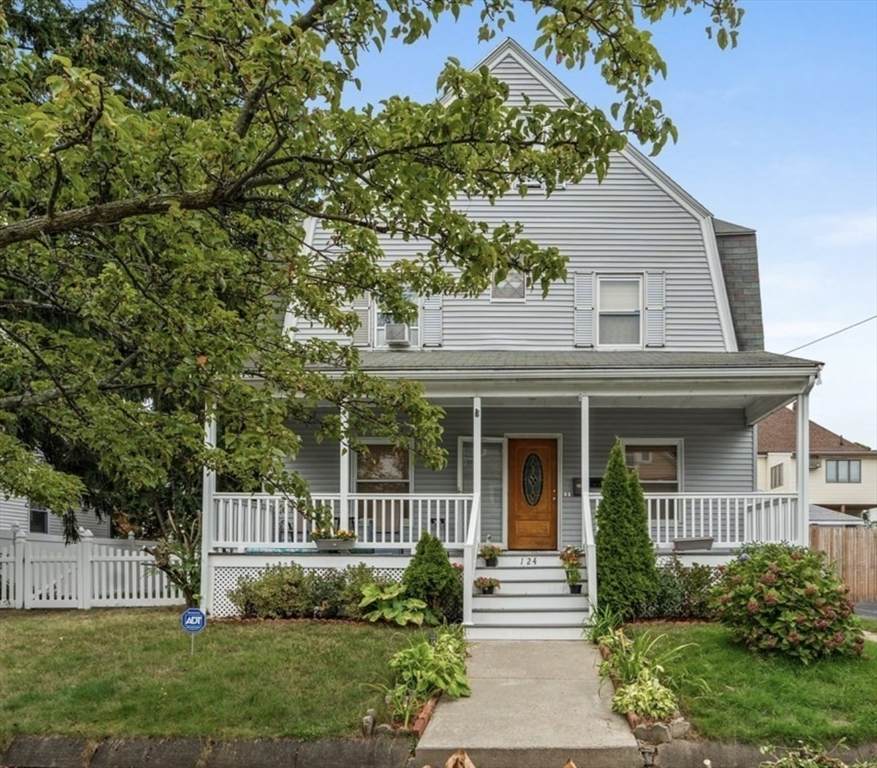 124 Sheridan Ave - Photo 1