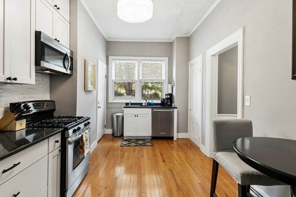 189 Washington St - Photo 1