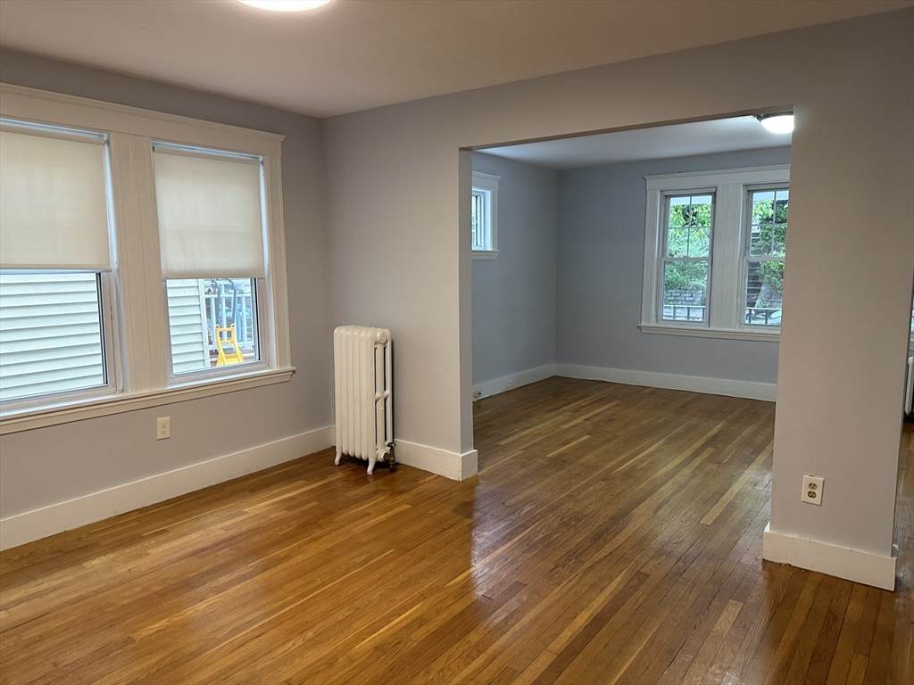 18 Symmes Street - Photo 1