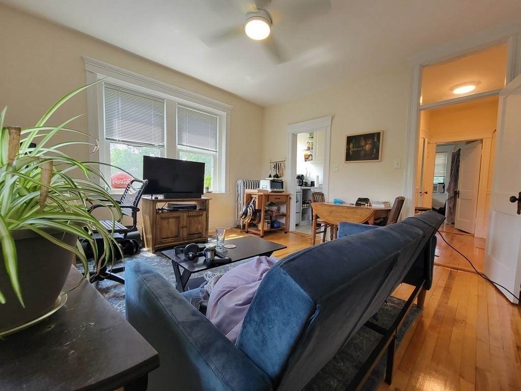 164 Strathmore Road - Photo 1