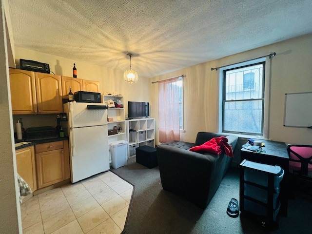 431 Massachusetts - Photo 1