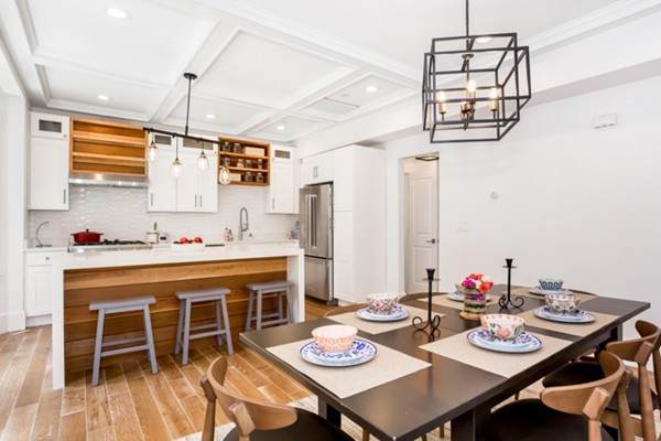 111 Trowbridge St - Photo 1