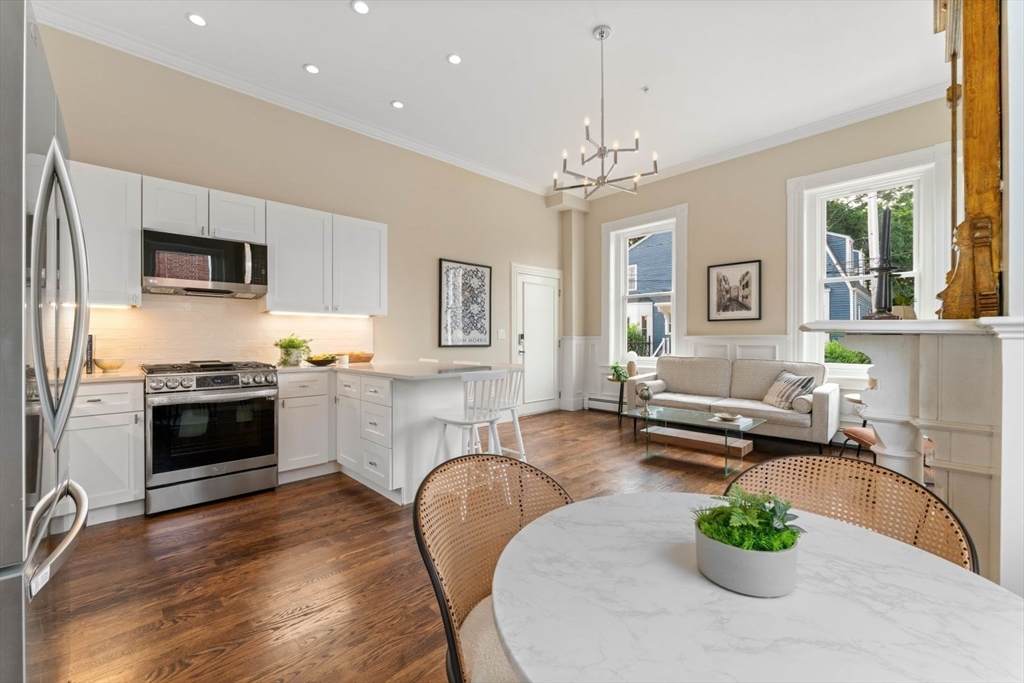 85 Regent Street - Photo 1