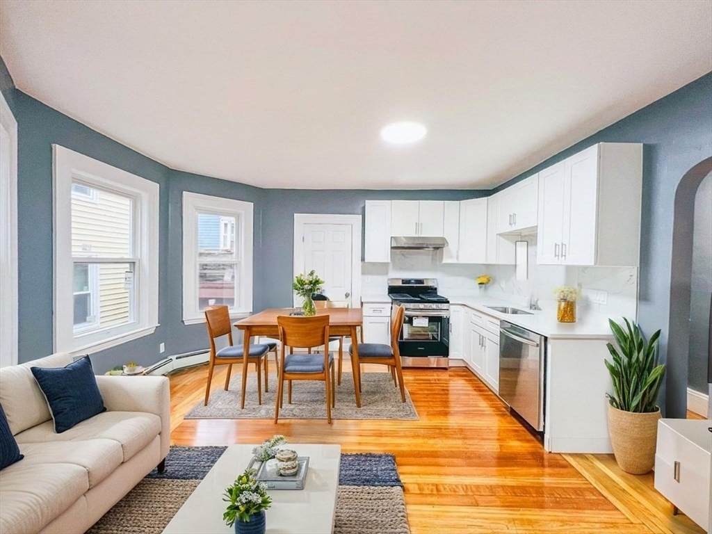 14 Watson St - Photo 1