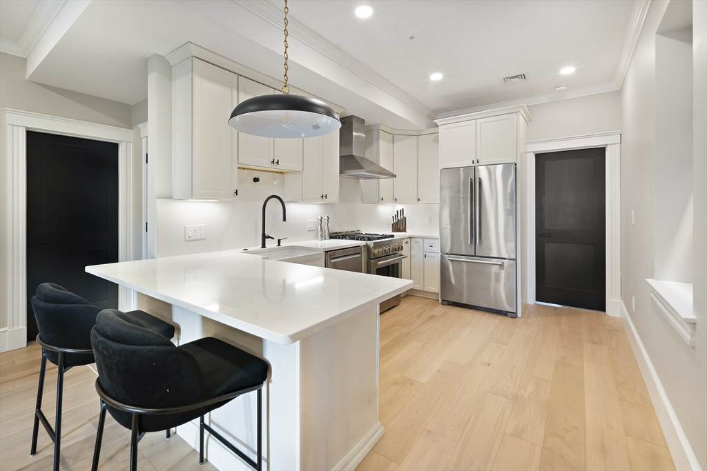 40 Mount Vernon St - Photo 1