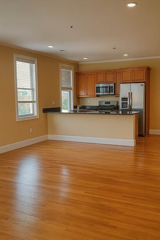 350 Prescott St - Photo 1