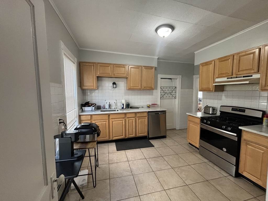 14 Belknap Street - Photo 1