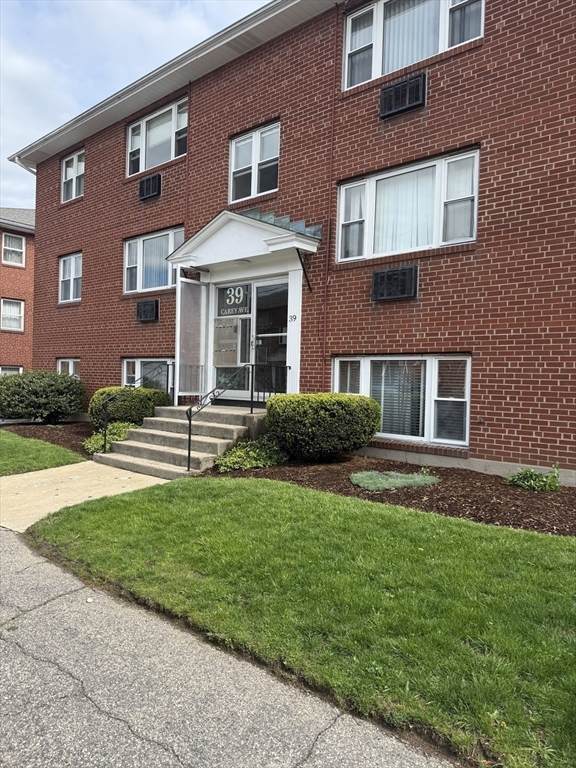 39 Carey Ave - Photo 1