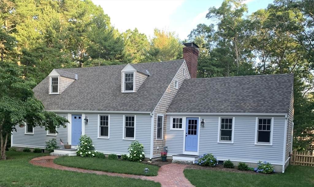 124 Ferry St - Photo 1