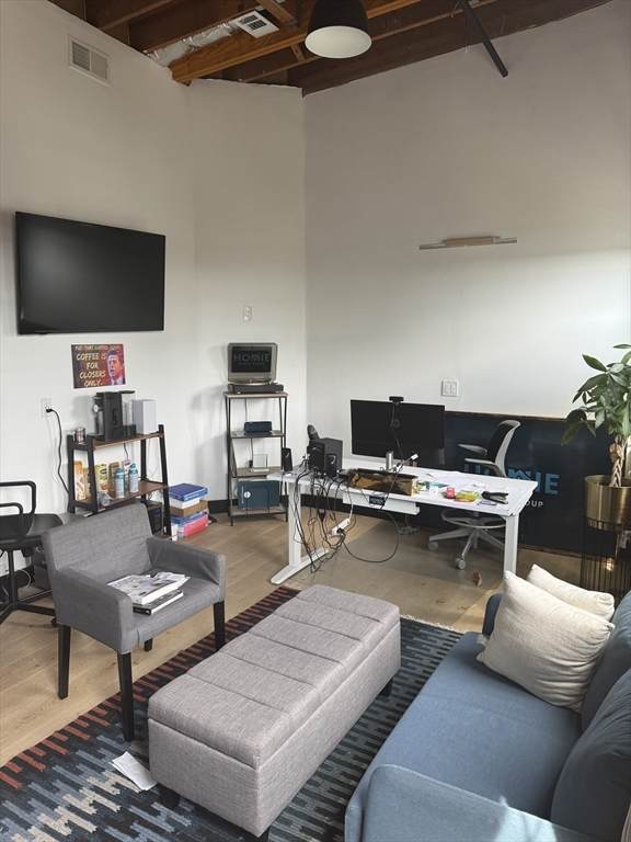 12 Ericsson St - Photo 1