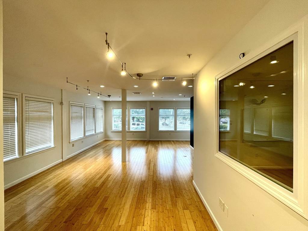 572 Freeport St - Photo 1