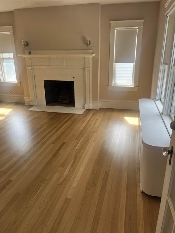 437 Valentine Street - Photo 1
