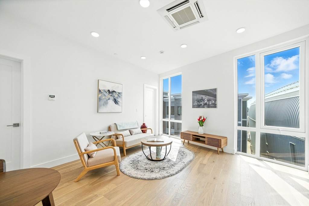 38 Hichborn - Photo 1