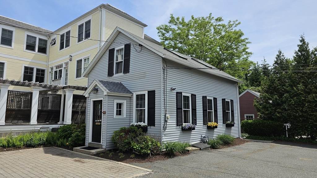 52B Waltham St - Photo 1