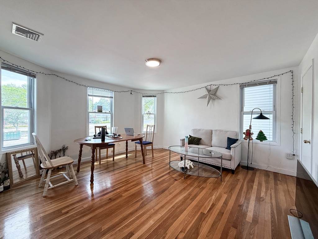 803 Boylston St - Photo 1