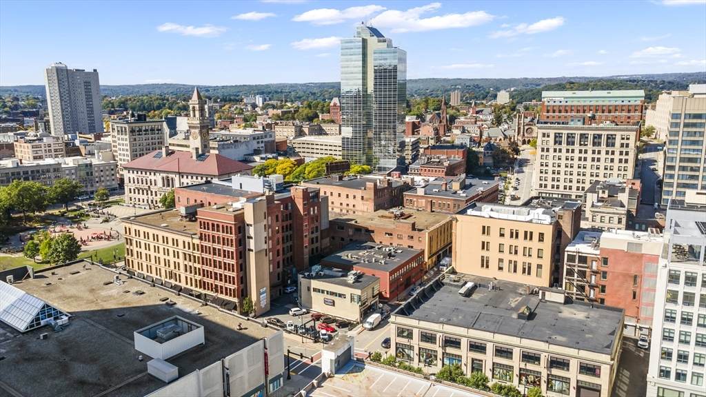 27 Mechanic St - Photo 1