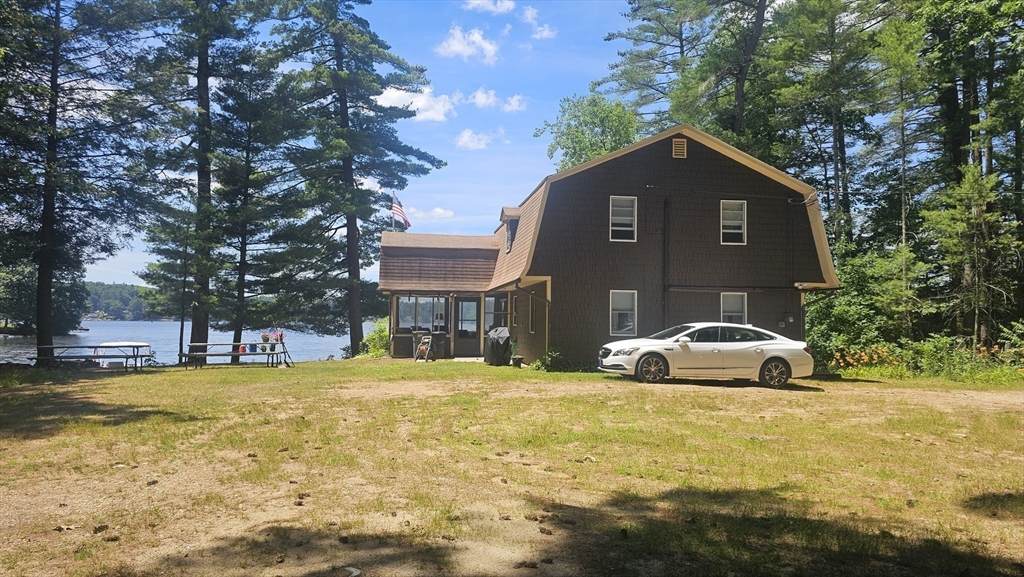 104 Prouty Ln - Photo 1
