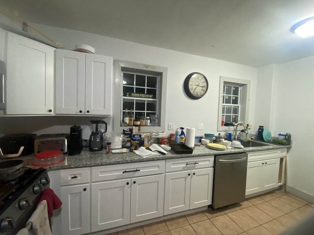 46 Ashford - Photo 1