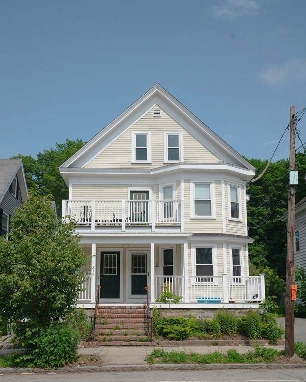 315 Lafayette St - Photo 1